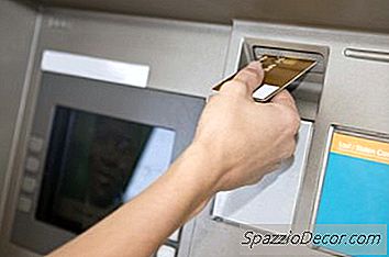 Benefícios E Riscos Do Uso De Máquinas Atm