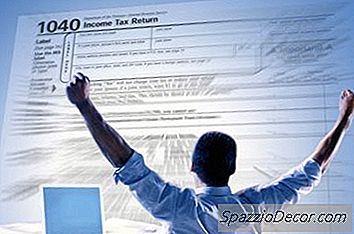 ฉันสามารถหลีกเลี่ยงการจ่ายภาษีสำหรับการถอนเงินจากไอราได้หรือไม่?