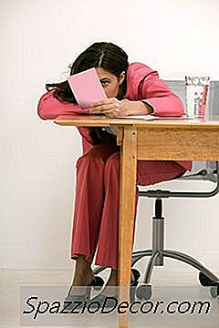 Do 401 (K) Abhebungen Beeinflussen Arbeitslosengeld In Massachusetts?