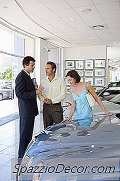 ¿Ambas Partes Tienen Que Estar Presentes Para Vender Un Automóvil?