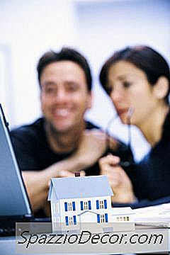 Machen Halbmonatliche Zahlungen Auf Ihre Hypothek Geld Sparen?