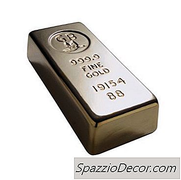 Gold Stock Vs Gold Bullion
