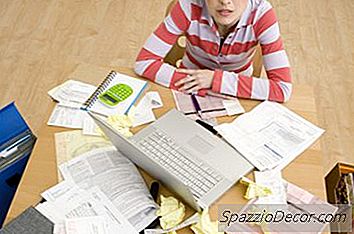 Combien De Temps Après Que Vous Êtes Dans Les Collections Avec L'Irs Garantir Vos Salaires