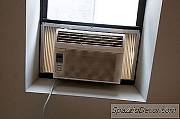 Kuinka Laskea 8000 Btu Window Ac -Ohjelman Ajokustannukset