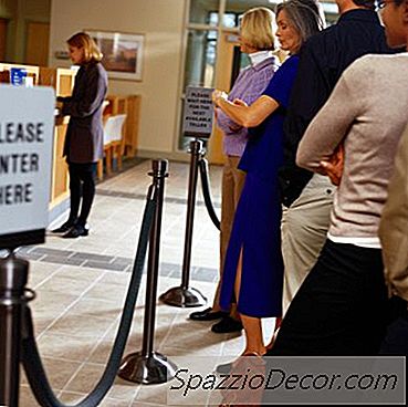 Как Да Инвестираме В Банкирането