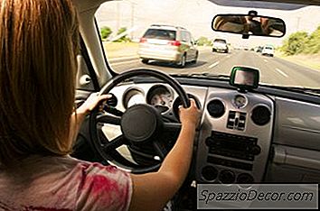 Ja Manai Sievai Ir Automašīnas Aizdevums Viņas Vārdā, Vai Es Esmu Atbildīga Par Šķiršanos?