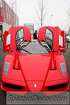 Vendendo Um Carro Usando Uma Conta De Depósito