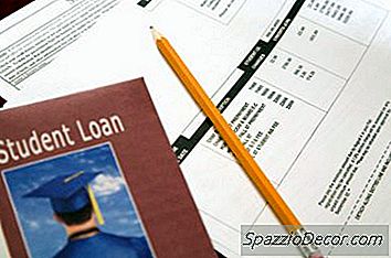 Qual É A Diferença Entre Um Empréstimo Estudantil Inadimplente E Um Empréstimo Estudantil Inadimplente?