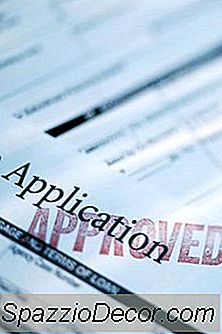 Kan Ik Zelf Mijn Tegoed Repareren Of Is Het Beter Om Een ​​Kredietreparatieservice Te Gebruiken?