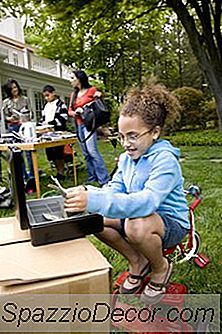 ¿Puedo Transferir La Propiedad De Mi Bono De Ahorro De Estados Unidos A Mi Ahijado?