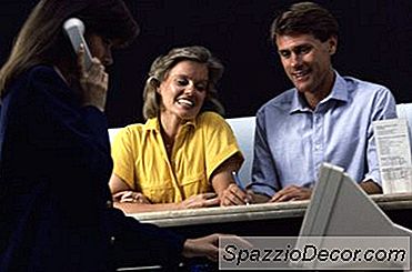 Un Broker Ipotecario Può Emettere Un Rifiuto?