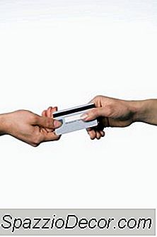 Er En Sekundær Person På Et Kredittkort Lavere Kredittpoeng?