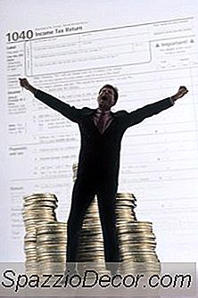 Contribuire A Un Roth Ira Aumenta Il Rimborso Dell'Imposta?