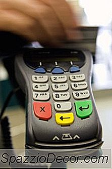 Quanto Denaro Risparmierò Con Un Tasso Di Interesse Più Basso Sulla Mia Carta Di Credito?
