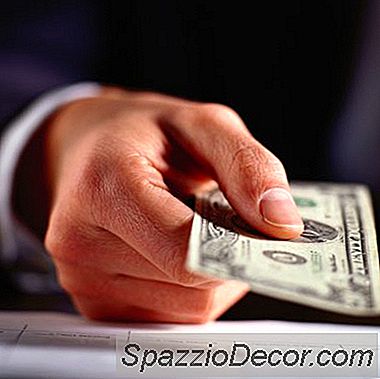 Cómo Evitar El Pago De Los Cargos De Rendición De La Anualidad