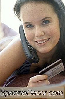 クレジットカードの上限を引き上げる方法