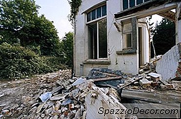 Como Comprar Uma Propriedade Abandonada