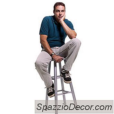 Hoe De Belasting Op Vervroegde Uittreding Te Berekenen Voor De Pensionering Van De Staat Massachusett