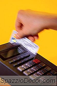Sfaturi Pentru Utilizatorii De Card De Debit
