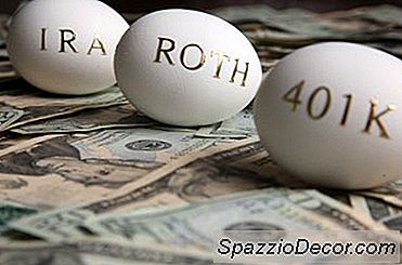 Traditionele Ira Vs. Overvaller Ira