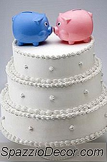 Une Liste De Contrôle De Mariage Pour La Budgétisation