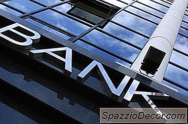 Apa Perbedaan Antara Apy Pada Akun Tabungan Vs. Akun Pasar Uang Hasil Tinggi?