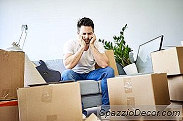 ¿Qué Hago Si Compro Una Casa Y Los Vendedores No Se Mudan?