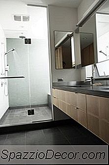 Duş Kabini Evin Değerini Düşürür Mü?