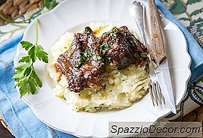 Braised Beef Short Ribs In Red Wine