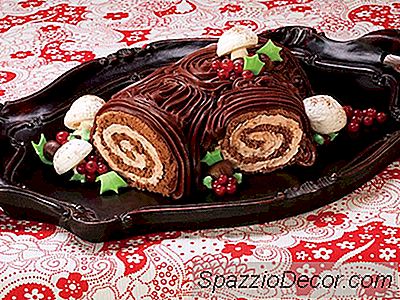 Buche De Noel (Yule Log)