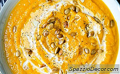 สูตรสควอชซุป Butternut ให้ความอบอุ่นด้วย