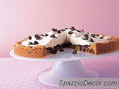 Biscoito De Chocolate E Torta De Creme