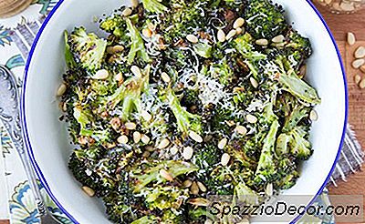 Crispy Parmesan Brent Broccoli Oppskrift