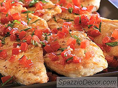 Double Lemon Chicken Breasts Met Verse Tomatenbasiliek Salsa