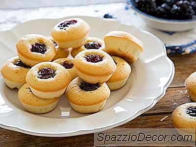 Französisch Inspirierte Blackberry-Financiers