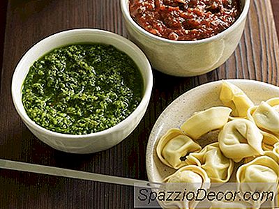 Fried Tortelloni Fondue