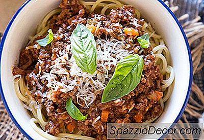 Une Recette De Spaghetti Bolognaise Copieux