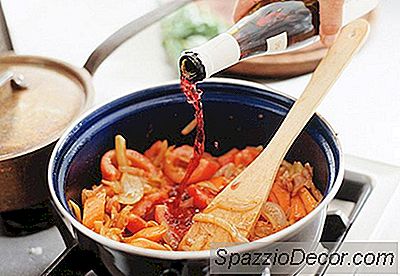 Especialista Instantâneo: Cozinhando Com Álcool - Porque Você Deve Fazê-Lo