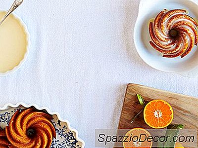 Torturi De Migdale De Primăvară De Citrice De Primăvară