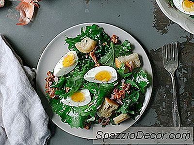 Uma Receita De Verão Para A Salade Lyonnaise