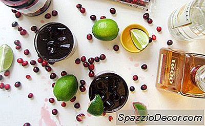 Een Zoete En Eenvoudige Cranberry Margarita Cocktail
