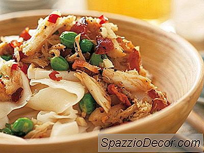 Wonton Benzi Cu Crab Picant Și Bacon Stir-Fry