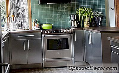 5 Věci, Které Jsme Se Dozvěděli Od Eco Stylist Danny Seo O Aktualizaci Kuchyně Za Rozpočet