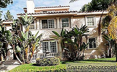Demi Lovato: Bekijk Haar Enorme Mediterrane Villa