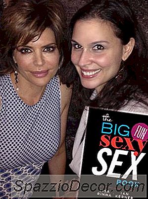 Intervista Esclusiva: Lisa Rinna Esce Con Il Libro Del Sesso (E Ammette Che Le Piace Il Porno)