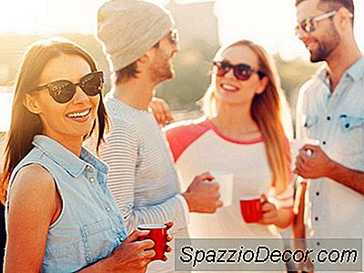 9 Verrassende Manieren Waarop Je Vriendschappen Veranderen Nadat Je Getrouwd Bent