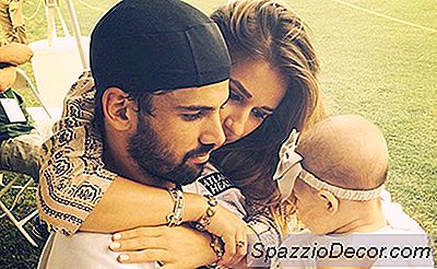 คู่ที่ยอดเยี่ยม: Jessie James Decker และ Eric Decker ได้เกมแล้ว