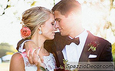 O Aniversare Fericita A Lui Nestie La Knotties Lara &Amp; Caleb Kreutner!