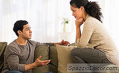 Secretul De A Discuta Eficient Cu Soțul / Soția
