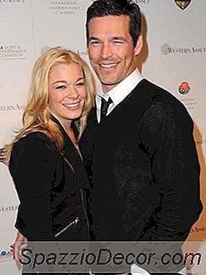 Rapport De Tendance: Les Renouvellements De Voeux D'Un An Sont Apparemment Maintenant Une Chose